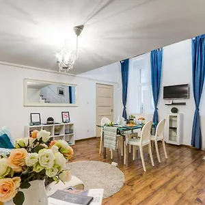 Beautiful At Basilica Appartement