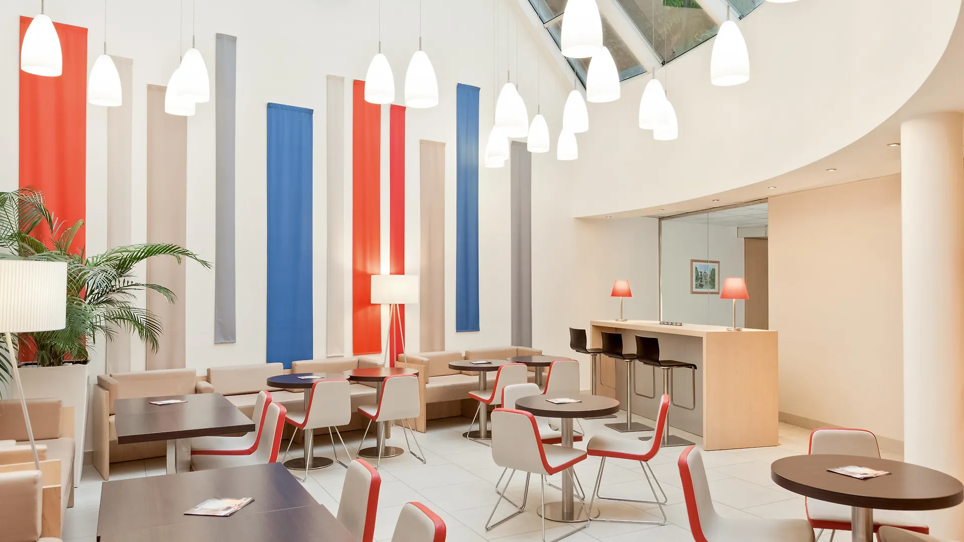 Ibis Budapest Centrum 3*,  Hongarije