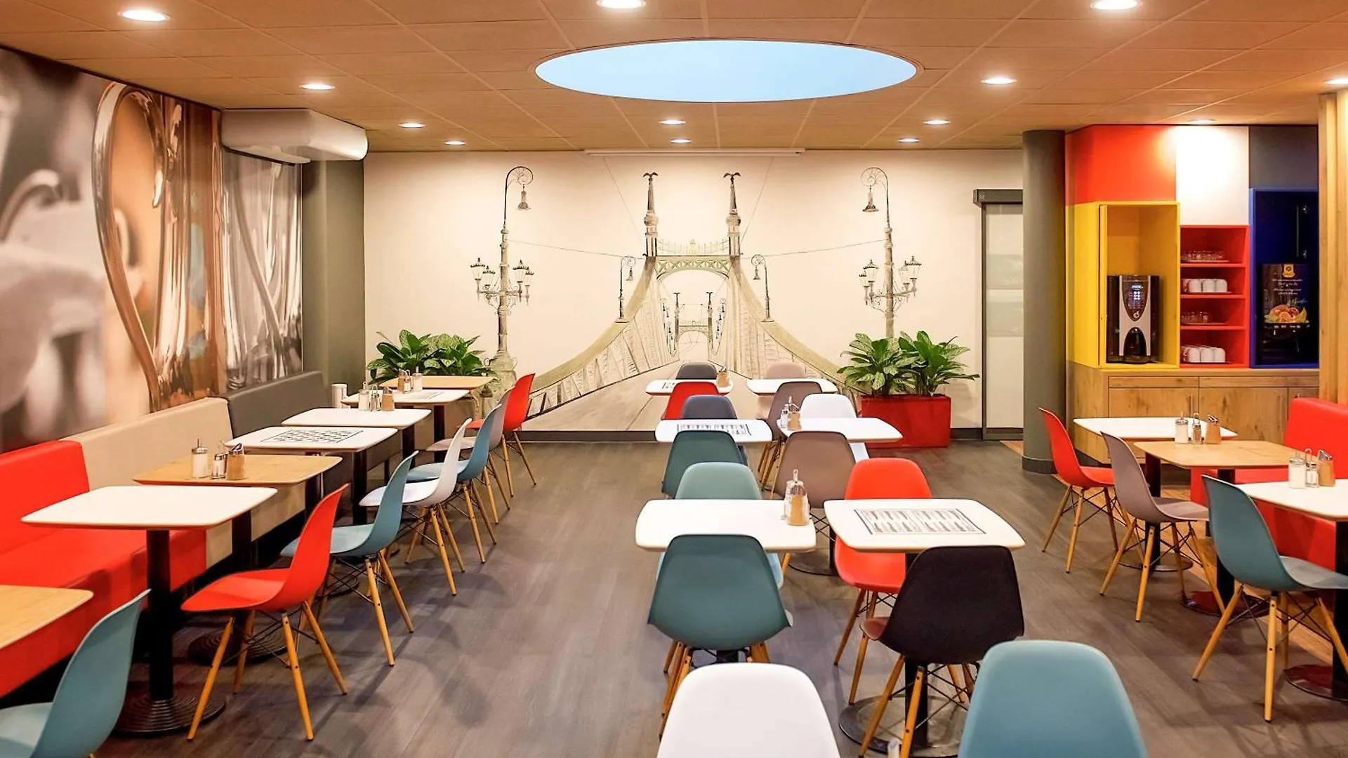 Ibis Budapest Centrum 3*,